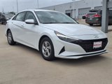 Used 2021 Hyundai Elantra SE image 2