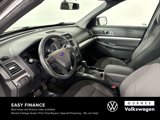 Used 2017 Ford Explorer XLT image 4
