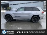 Used 2021 Jeep Grand Cherokee Laredo X image 2