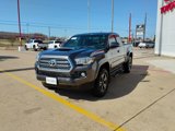 Used 2016 Toyota Tacoma TRD Sport image 3