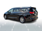 Used 2022 Chrysler Voyager LX image 4