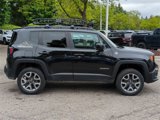 Used 2017 Jeep Renegade Latitude w/ Cold Weather Group image 6