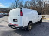 Used 2005 Chevrolet Express 2500 image 3