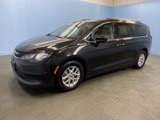 Used 2021 Chrysler Voyager Lxi image 3