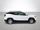 Used 2023 GMC Terrain SLE w/ Driver Convenience Package image 5