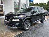 Used 2023 Nissan Rogue S image 2
