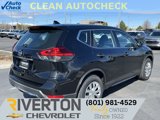 Used 2017 Nissan Rogue S image 3