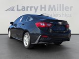 Used 2018 Chevrolet Cruze LT w/ Convenience Package image 3