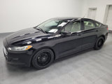Used 2016 Ford Fusion SE image 2