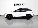 Used 2022 GMC Terrain SLT w/ Tech Package image 4