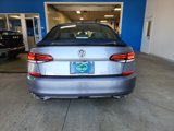 Used 2021 Volkswagen Passat 2.0T R-Line image 3