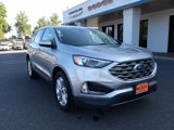 Used 2023 Ford Edge Titanium image 2