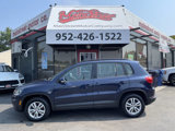 Used 2016 Volkswagen Tiguan S image 2