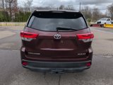 Used 2019 Toyota Highlander XLE image 4