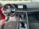 Certified 2024 Hyundai Elantra SEL w/ Convenience Package image 5