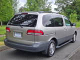 Used 2001 Toyota Sienna XLE image 3