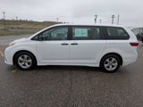 Used 2018 Toyota Sienna L w/ Carpet Mat Package image 3