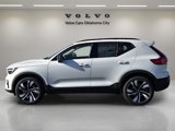 New 2025 Volvo XC40 B5 Ultra w/ Climate Package image 3