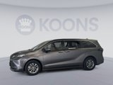 Used 2021 Toyota Sienna XLE image 2