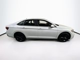 Used 2022 Volkswagen Jetta SE image 4