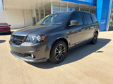 Used 2018 Dodge Grand Caravan SE image 2