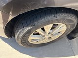 Used 2018 Kia Sedona LX image 2