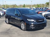 New 2025 Chrysler Pacifica Select image 2