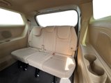Used 2018 Kia Sedona LX image 5