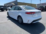 Used 2020 Toyota Corolla LE image 2