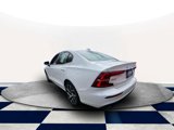 Used 2020 Volvo S60 T6 Momentum image 4