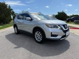 Used 2017 Nissan Rogue SV image 3