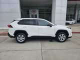 Used 2020 Toyota RAV4 LE image 3