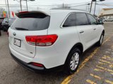 Used 2018 Kia Sorento LX image 3