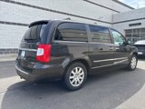 Used 2014 Chrysler Town & Country Touring w/ Driver Convenience Group image 2