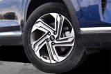 Used 2023 Hyundai Santa Fe SEL w/ Premium Package image 3