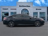 Used 2020 Toyota Camry SE image 3