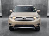 Used 2013 Toyota Highlander FWD image 2