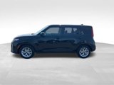 Used 2022 Kia Soul LX w/ Technology Package image 4