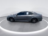 Used 2022 Toyota Camry SE image 5