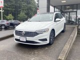 Used 2019 Volkswagen Jetta SE w/ Cold Weather Package image 4