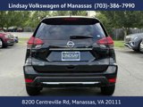 Used 2019 Nissan Rogue SV w/ Premium Package image 3