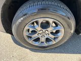 Used 2022 Ford Maverick XLT image 2