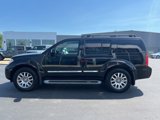 Used 2011 Nissan Pathfinder LE image 4