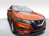 Used 2022 Nissan Rogue Sport SV image 2