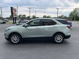 Used 2022 Chevrolet Equinox LT image 2