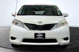 Used 2014 Toyota Sienna LE image 3