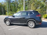 Used 2019 Nissan Rogue SV image 3