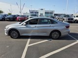 Used 2021 Volkswagen Jetta SE w/ SE Cold Weather Package image 4