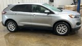 Used 2023 Ford Edge SEL image 4