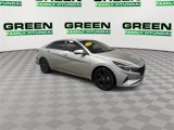 Certified 2022 Hyundai Elantra SEL w/ Cargo Package image 2